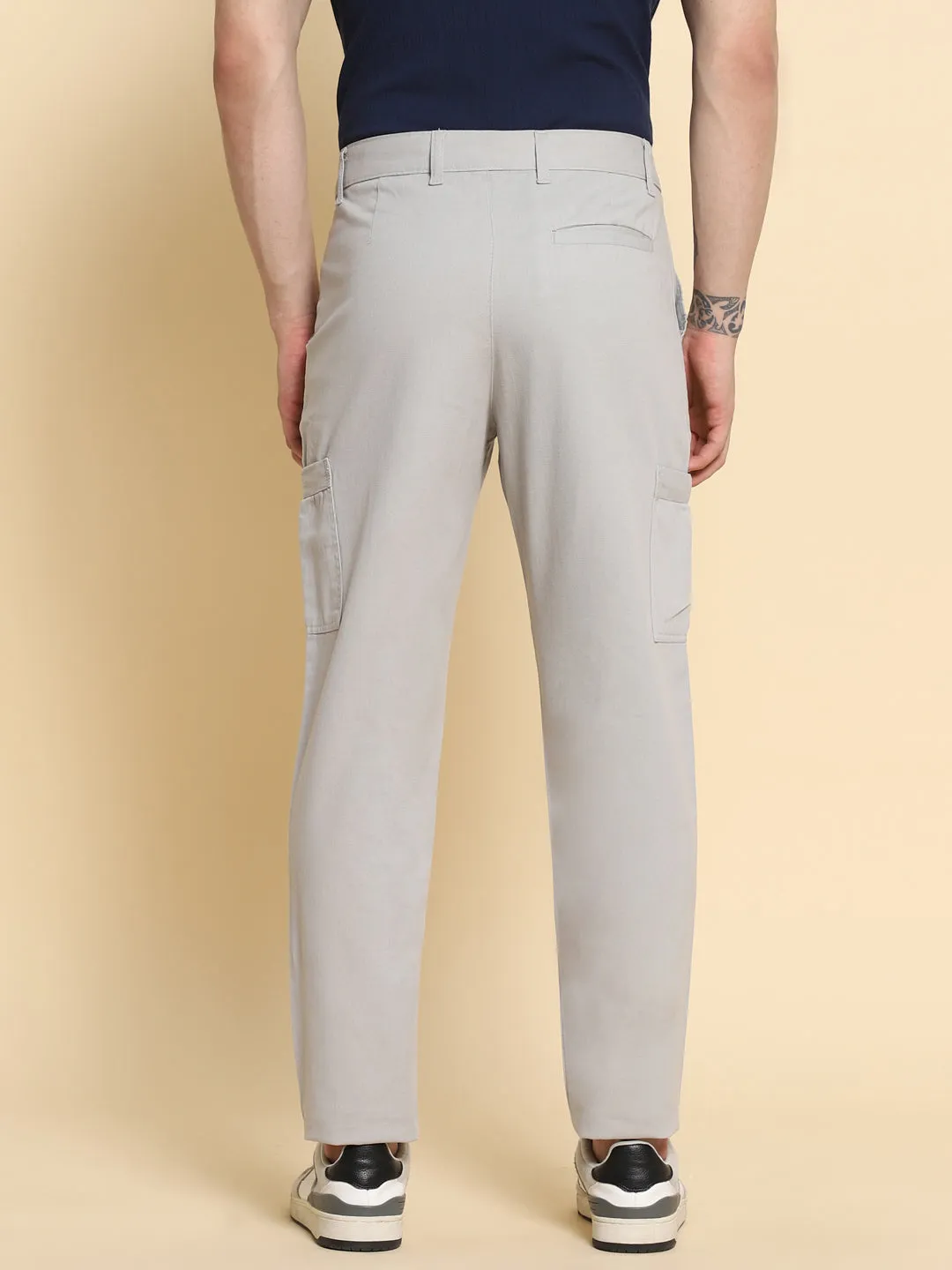 Men's Light Grey Cargo Comfortable Bottomwear With Smart Casual Look